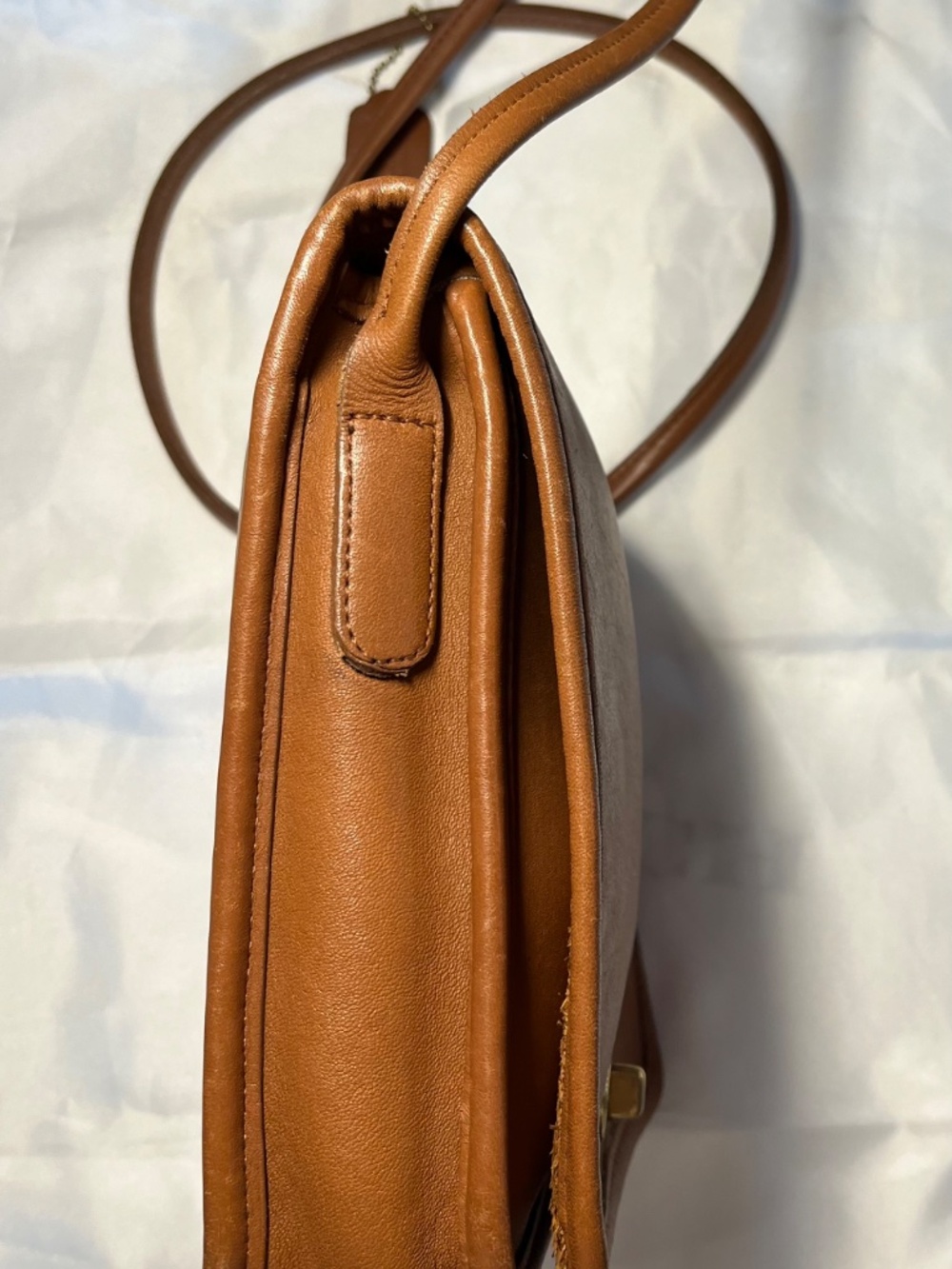 Vintage COACH Compact Pouch (Model 9620) Leather Crossbody Bag - Picture 4 of 7